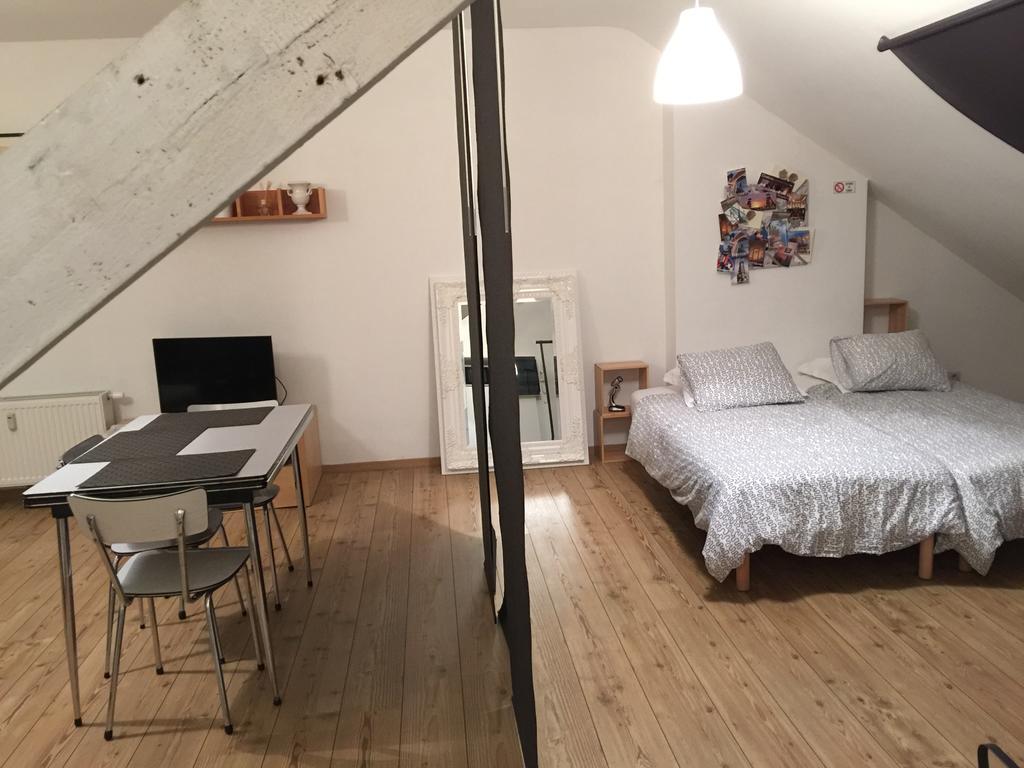 Les Gites Du Pays De Charleroi Room photo